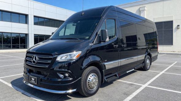 10 passenger sprinter van dearborn