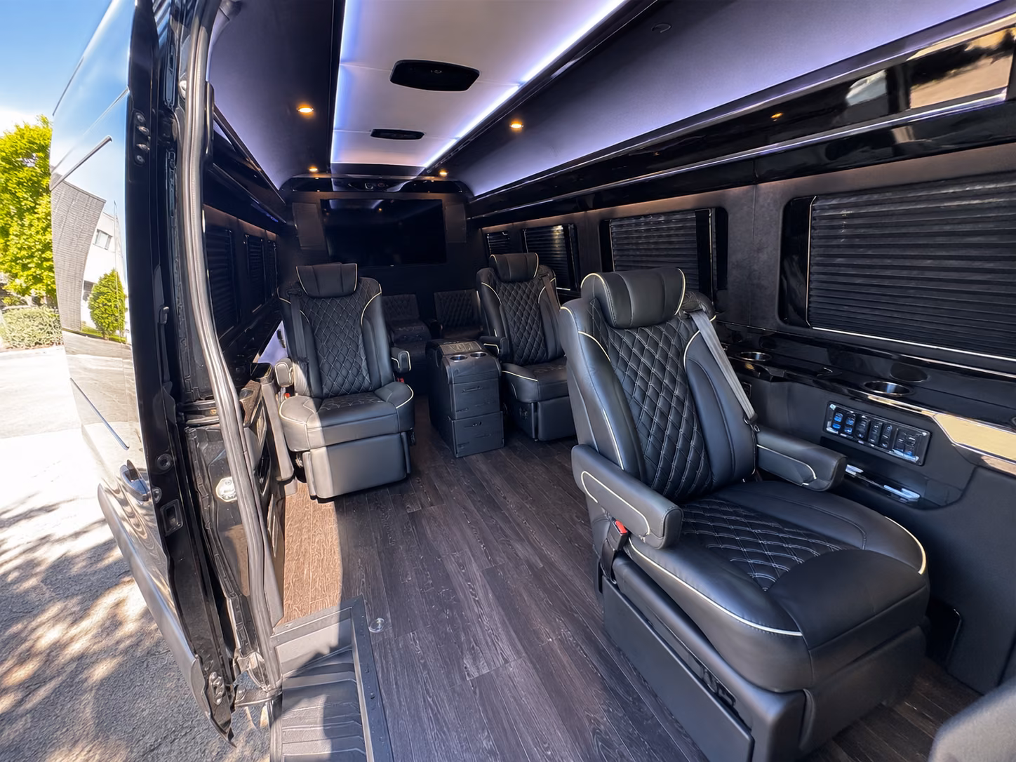 dearborn 18 passenger sprinter van interior
