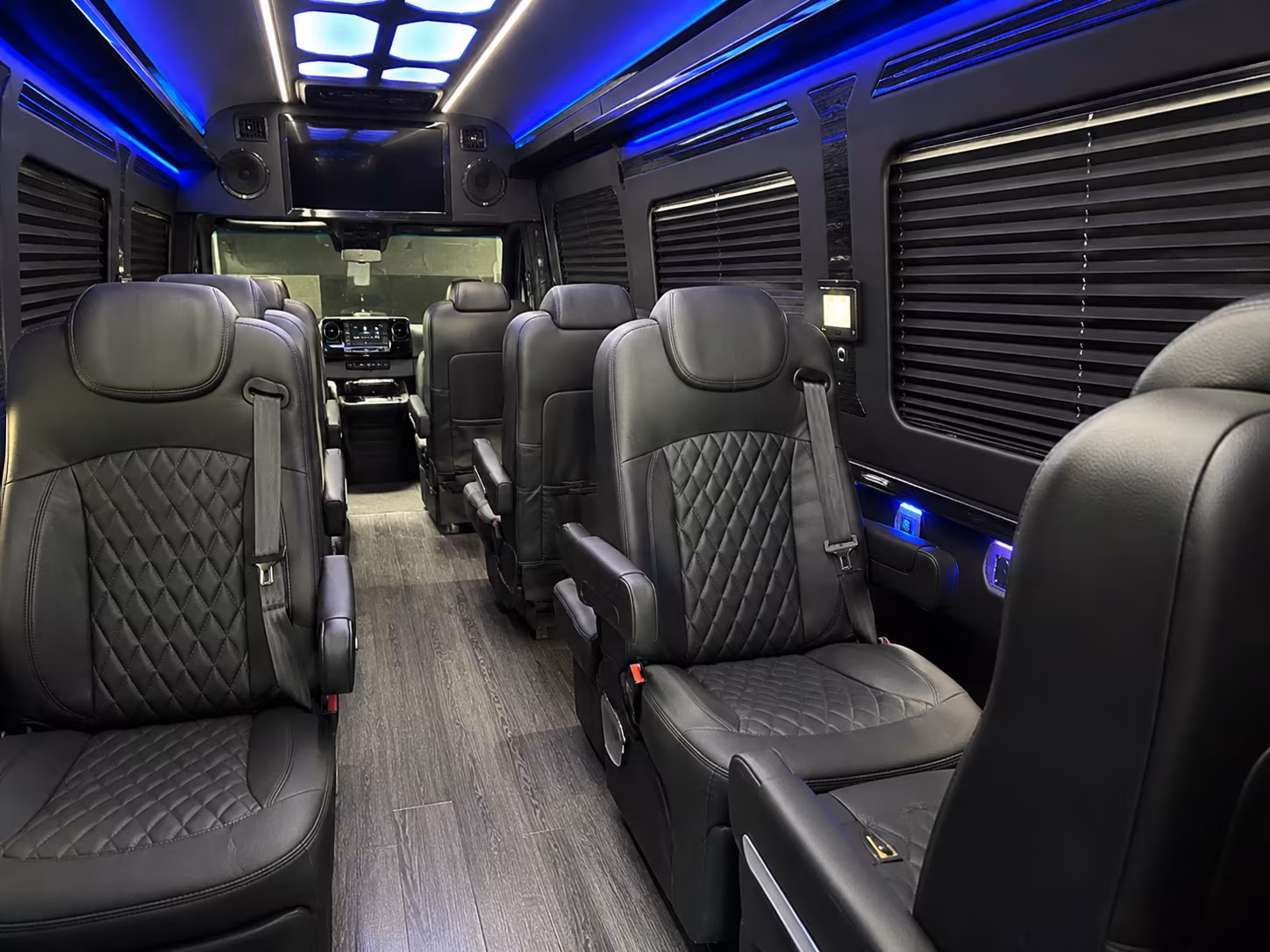 sprinter van transfers to detroit metropolitan wayne county airport dtw from dearborn